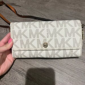 Michael Kors Crossbody